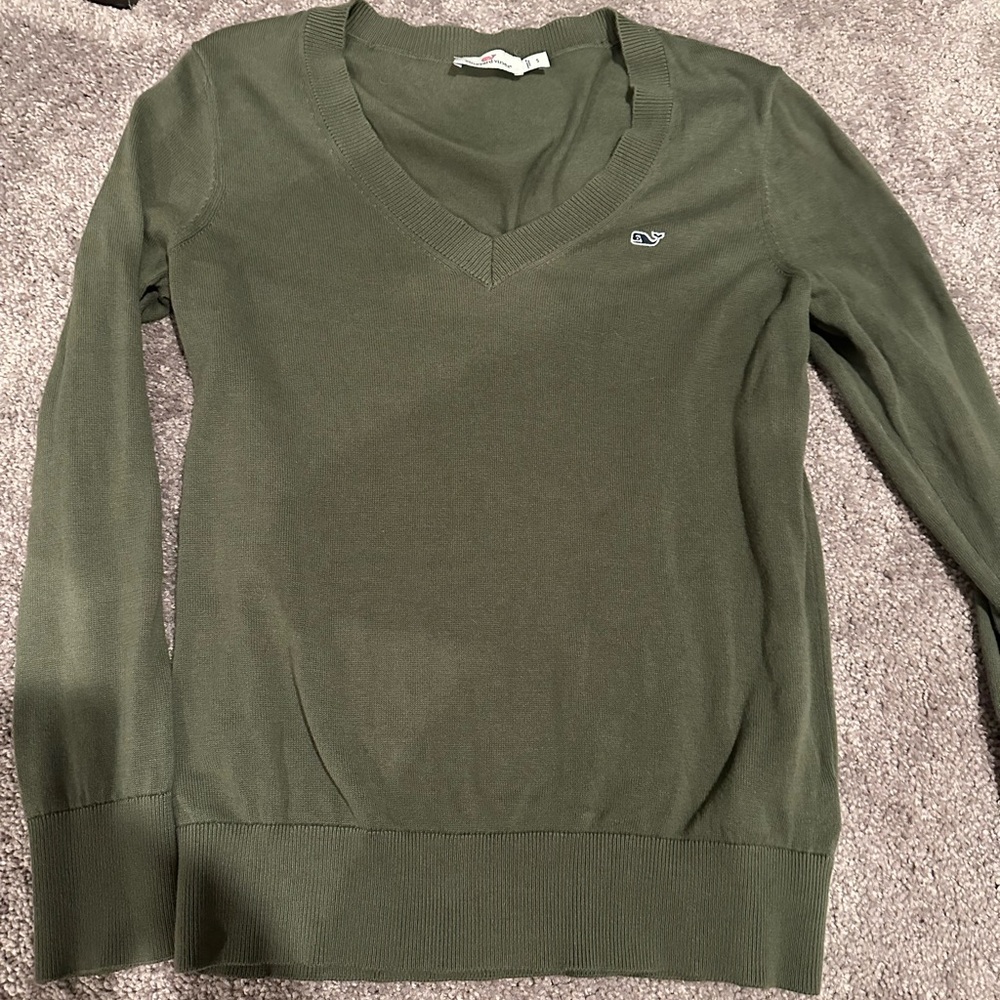 Women’s Vineyard Vines V Neck Sweater